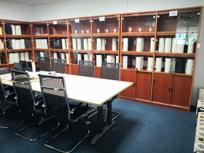 تنظیم PES پلی استر لایه بندی دو طرفه فیلم چسبنده ذوب گرم برای پارچه نساجی 3