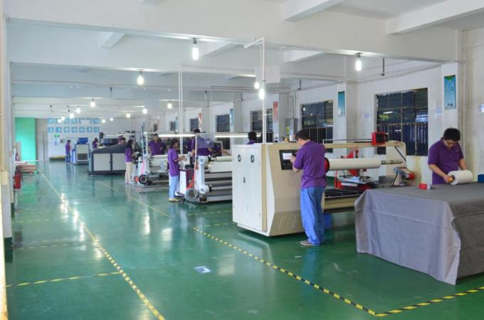 تنظیم PES پلی استر لایه بندی دو طرفه فیلم چسبنده ذوب گرم برای پارچه نساجی 4